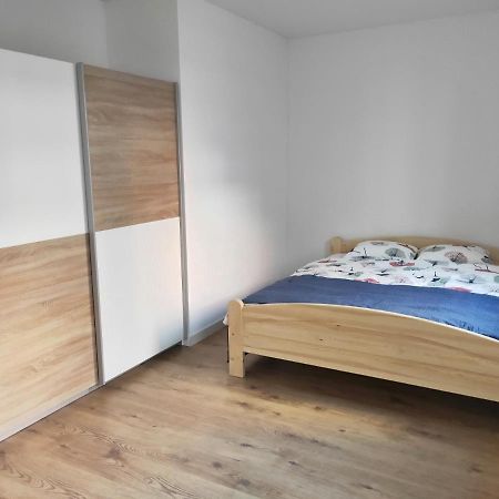 Maglonia Apartment Breslavia Esterno foto