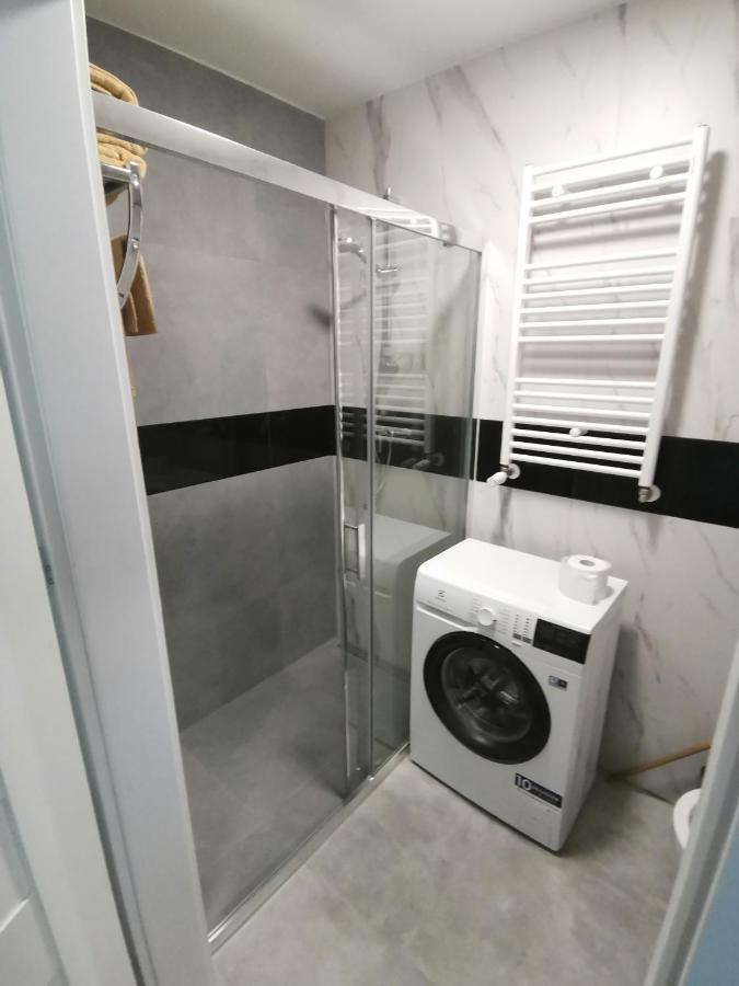 Maglonia Apartment Breslavia Esterno foto